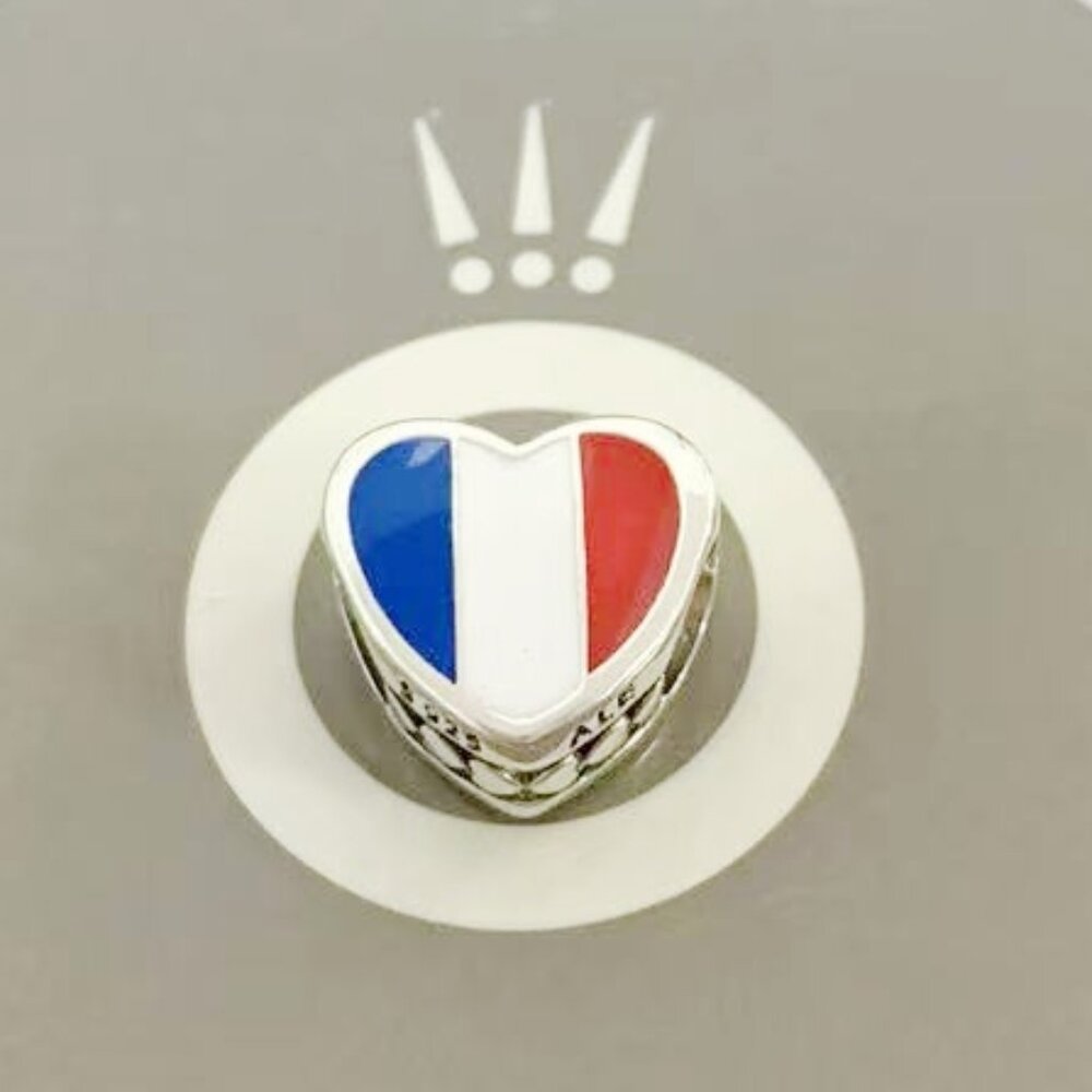 Pandora Reunion Flag Exclusive Heart Charm Bead